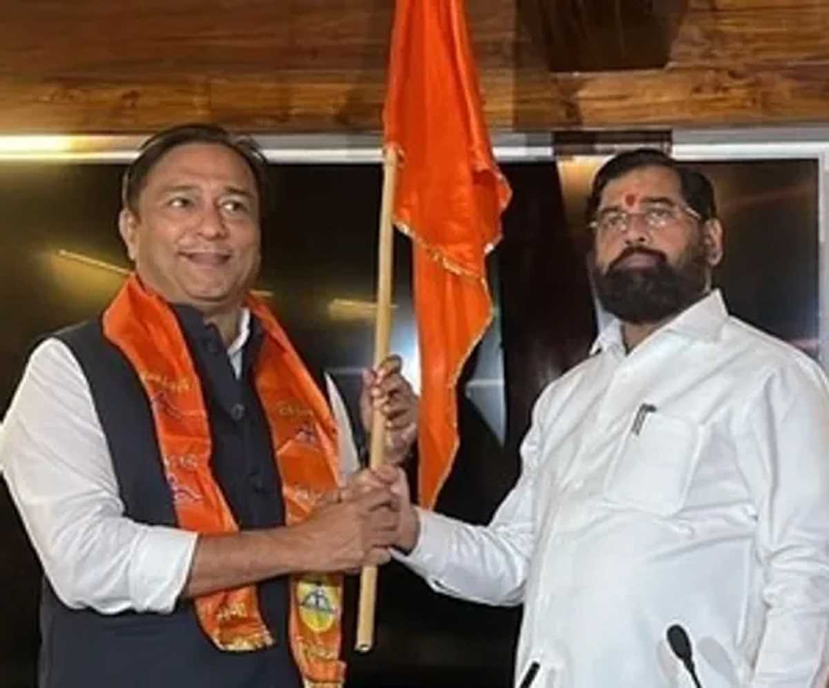 महाराष्ट्र चुनाव में बढ़े वोटिंग प्रतिशत का फायदा महायुति को तय : शिवसेना महाराष्ट्र चुनाव में बढ़े वोटिंग प्रतिशत का फायदा महायुति को तय : शिवसेना